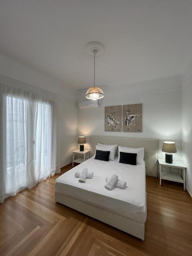 Vibrant Urban Getaway: Modern 1-Bedroom Near Bars, Parks, And Metro Афіни Екстер'єр фото